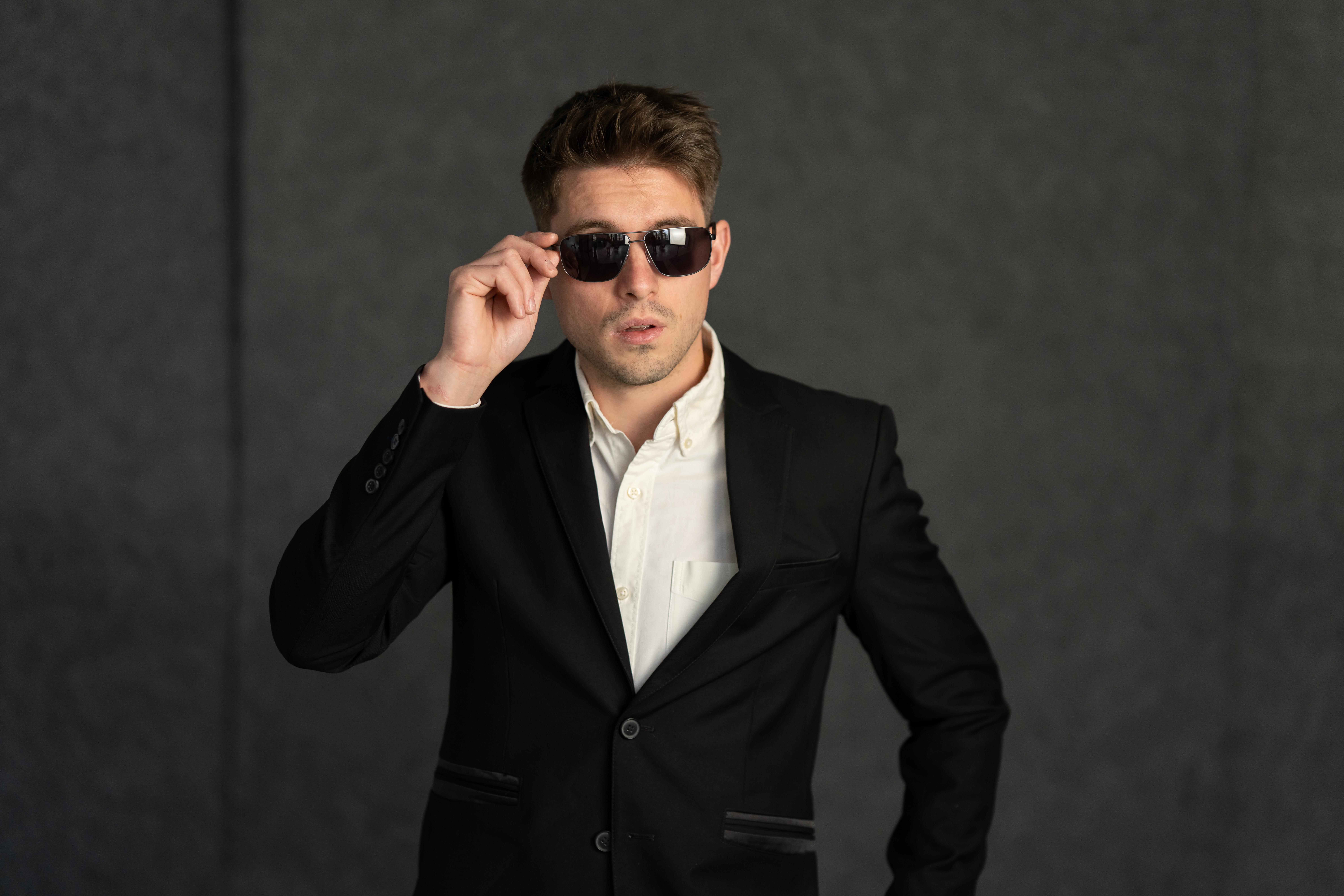 Сонцезахисні окуляри чоловічі MEGAPOLIS 762 Grey (11649921) - фото 6 Сонцезахисні окуляри чоловічі MEGAPOLIS 762 Grey (11649921) - фото 6