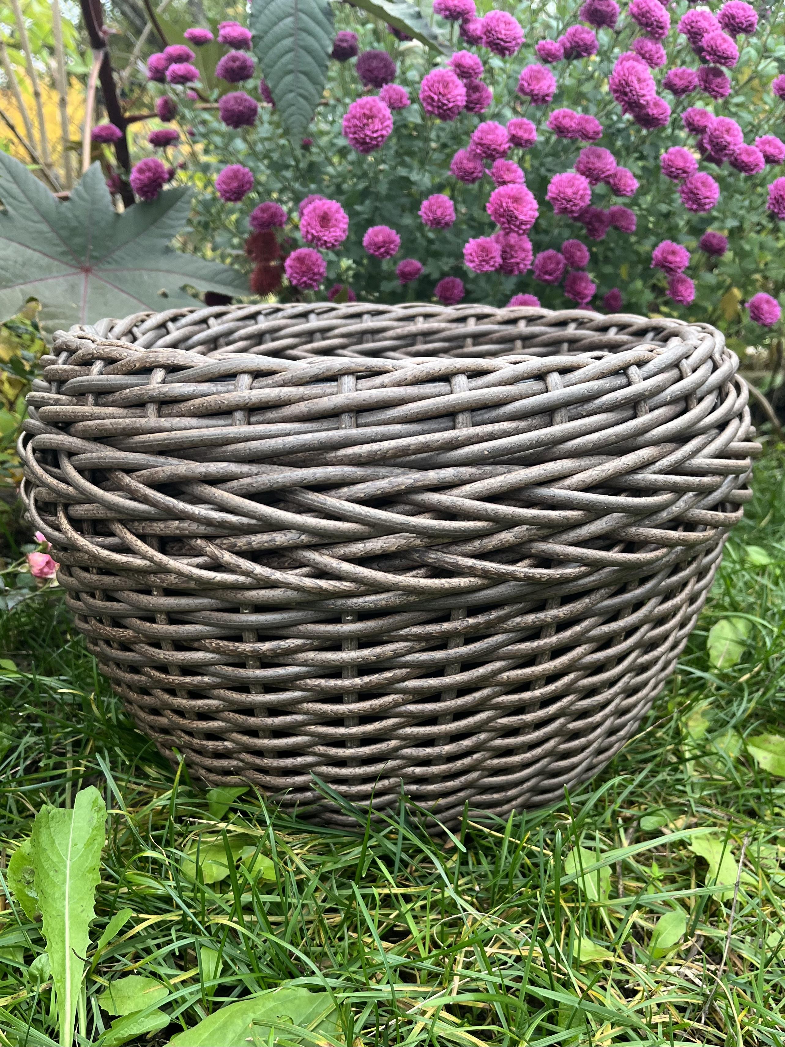 Кашпо для квітів зі штучного ротанга 12 л Фундук (29889000) - фото 2 Кашпо для квітів зі штучного ротанга 12 л Фундук (29889000) - фото 2