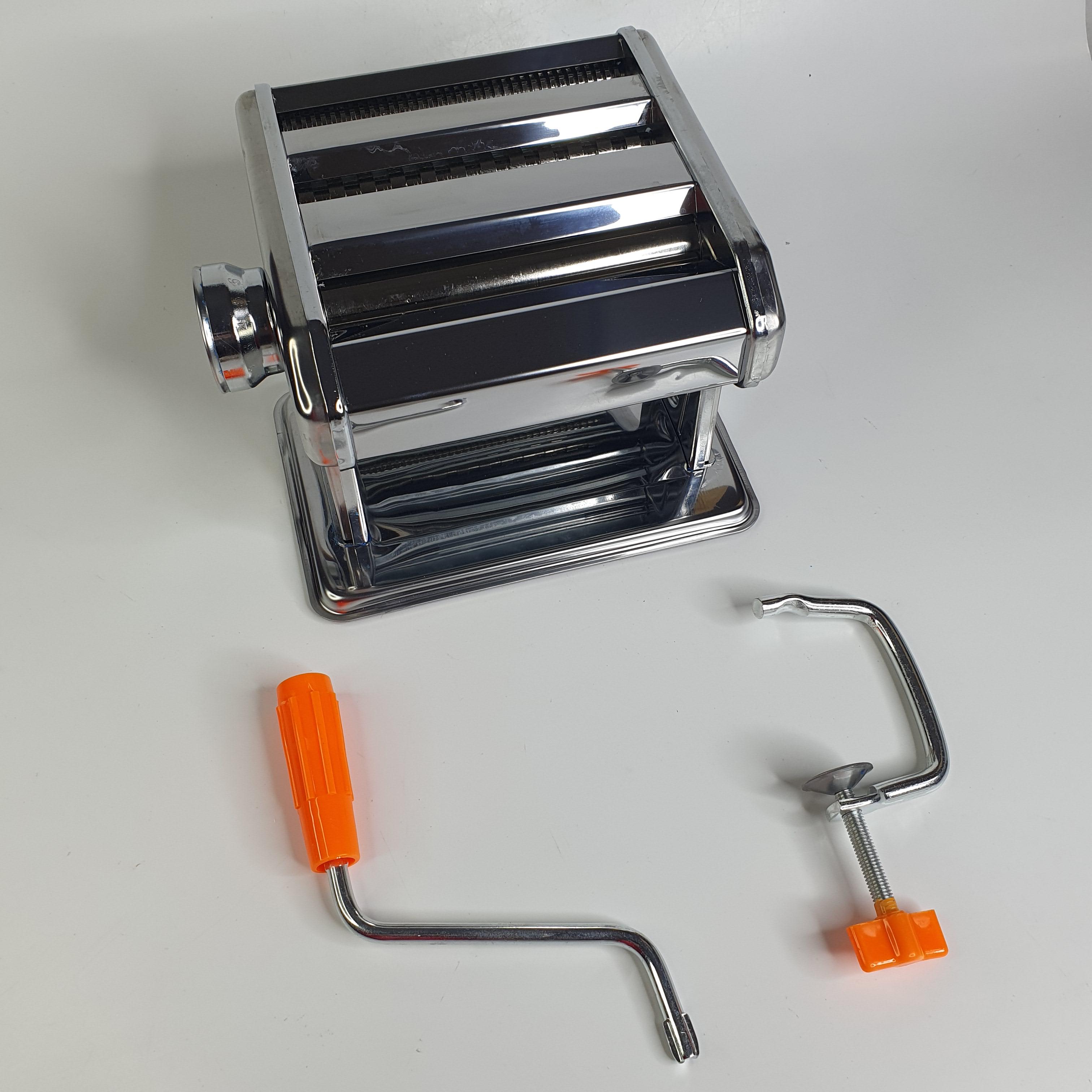 Лапшерізка механічна з функцією розкочування тіста Empire ручна з нержавіючої сталі (ЕМ-2358) - фото 7 Лапшерізка механічна з функцією розкочування тіста Empire ручна з нержавіючої сталі (ЕМ-2358) - фото 7