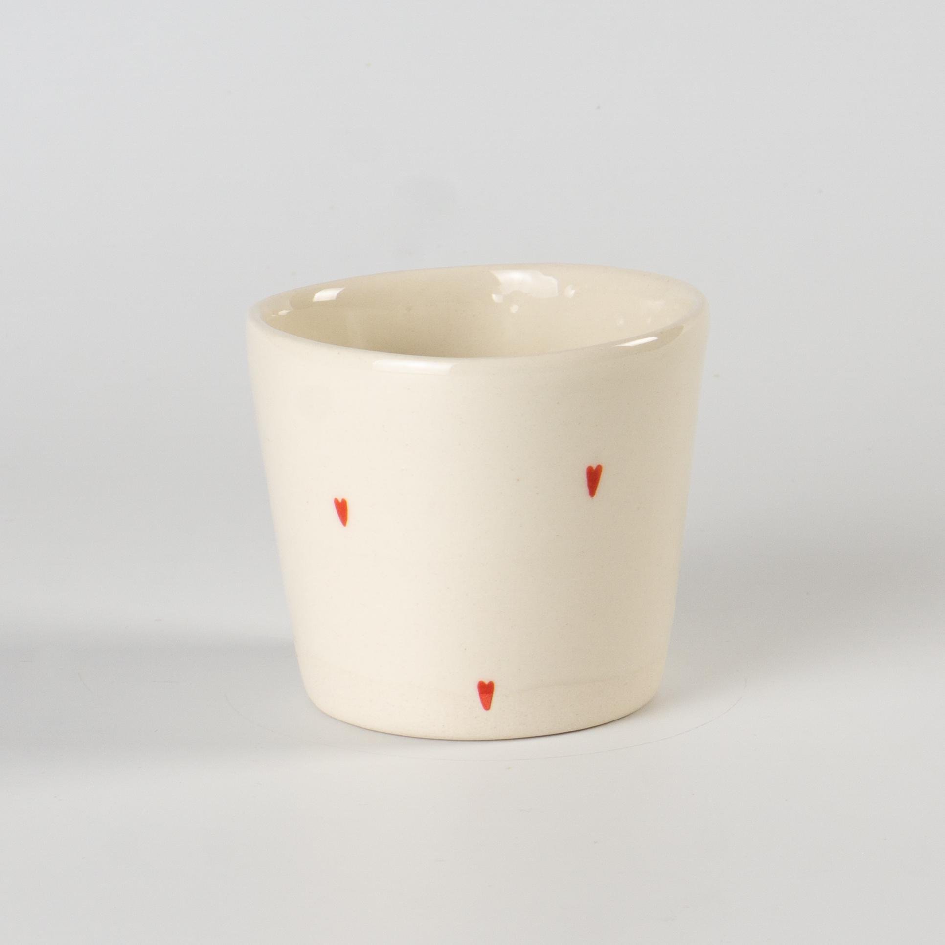 Стаканчик керамический с сердечками ручная работа полуфарфор 200 мл (PRS-GL-IMG-ONE-I-HEART) - фото 1