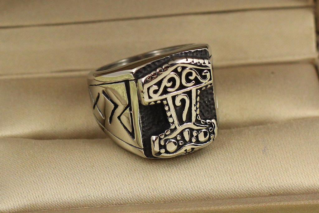 Кольцо Xuping Jewelry Молот Тора р. 18 Золотистый (33976920)