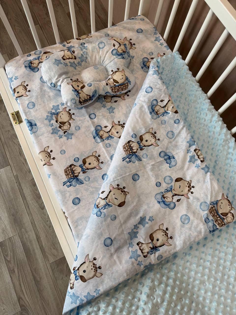 Комплект постельного белья Манюня Жираф из бязи для кроватки 78x98 см Голубой (П4К-am-manin-012)