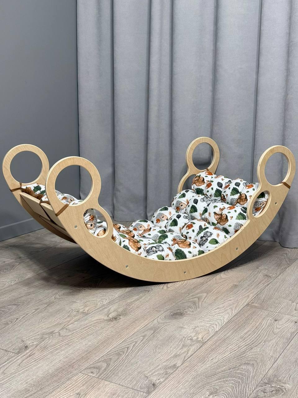 Детская кроватка качалка-балансир Лесные зверята 2 с матрасиком бонбон (0077/Б)