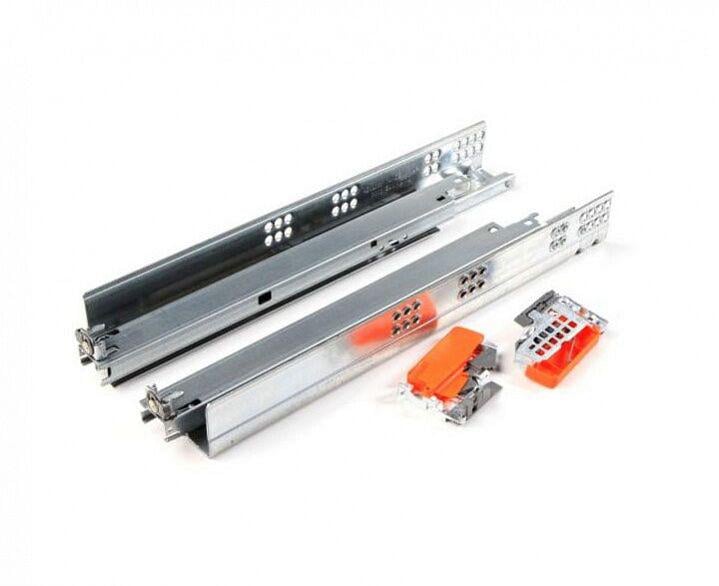 Направляющая скрытого монтажа Blum TIP ON 650 мм 30 кг частичного выдвижения 17-19 мм комплект Направляющая скрытого монтажа Blum TIP ON 650 мм 30 кг частичного выдвижения 17-19 мм комплект