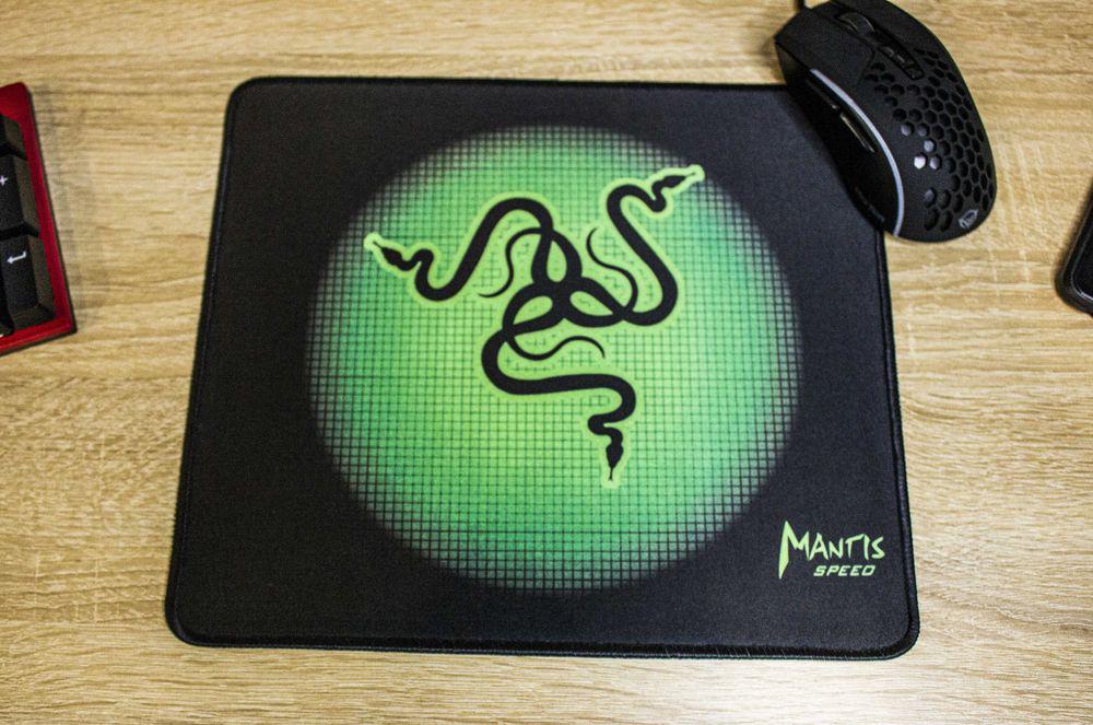 Коврик для мышки Razer Mantis Speed Mat 29х25 см - фото 2