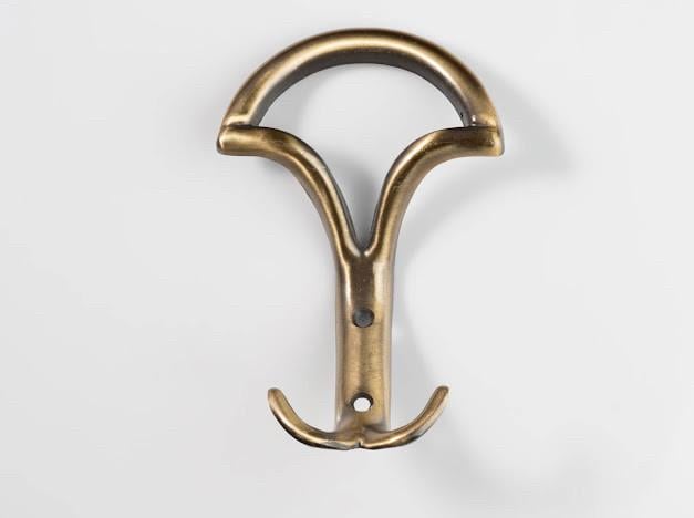 Крючок для вещей мебельный тройной металлический 145х95x50 мм Старая латунь (C-111)
