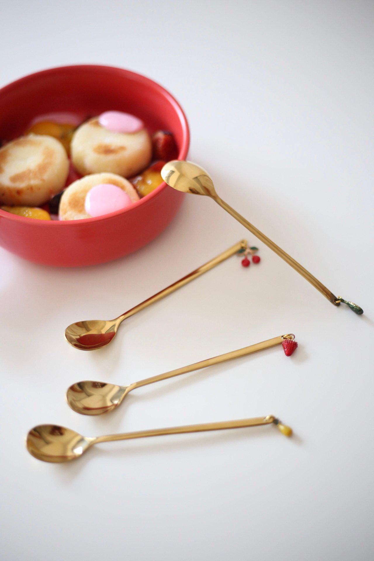 Набор десертных ложек с подвесками 4 пр. Золотистый (00000010190) - фото 5 Набор десертных ложек с подвесками 4 пр. Золотистый (00000010190) - фото 5