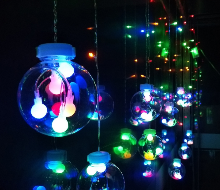 Гирлянда новогодняя светодиодная Штора 12 шаров LAMP-BALL-12 WW (100674)
