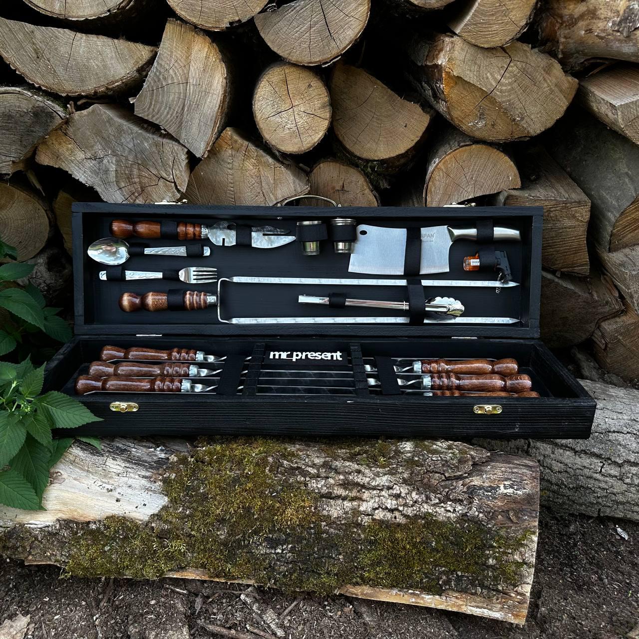 Набір шампурів у кейсі Лісний R-2