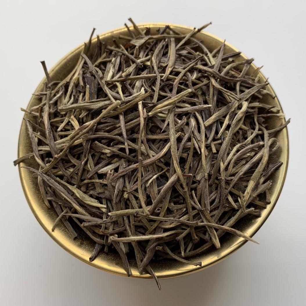 Чай желтый Инь Чжень Серебряные иглы с горы Цзюнь Шань 100 г - фото 2 Чай желтый Инь Чжень Серебряные иглы с горы Цзюнь Шань 100 г - фото 2