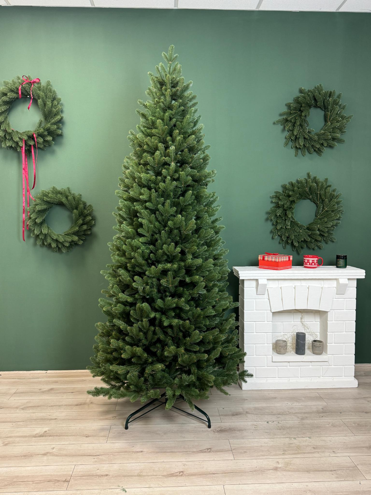 Искусственная елка Версалия литая узкая с металлической подставкой 1,9 м Зеленый (YA67813502)