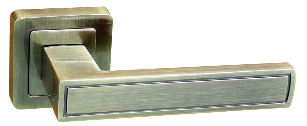 Ручки дверные USK A-70046 Старая бронза