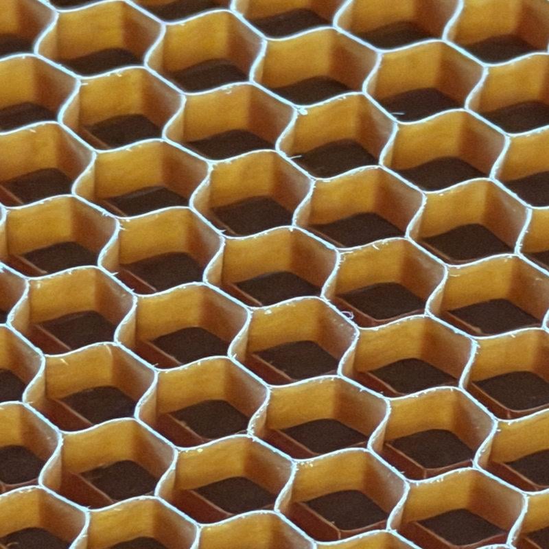 Арамидные соты 48 кг/м3 5х1220х2440 мм (AHC2.75-48-5)