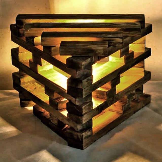 Светильник настольный из дерева Симпсон Капучино (НСС-001809)