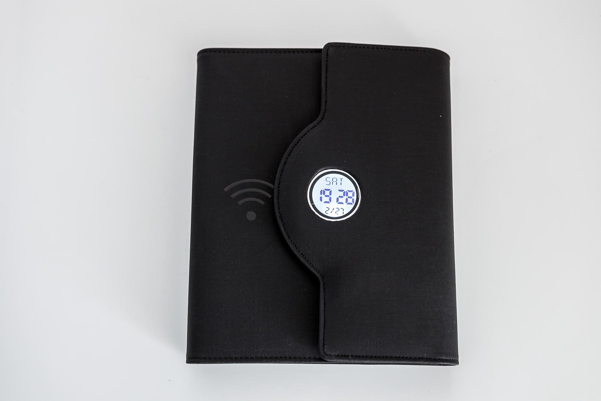 Блокнот с беспроводной зарядкой SmartPad многоразовой бумагой часами и подсветкой подарочный Черный (1243)