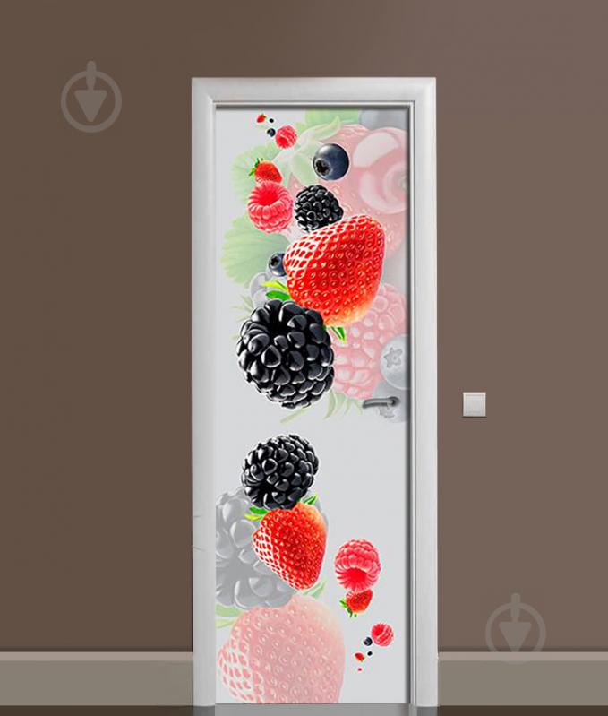 Наклейка на дверь Zatarga «Ягодная смесь» 650х2000 мм виниловая 3Д наклейка декор самоклеящаяся