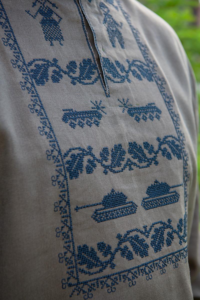 Вышиванка мужская из льна милитари с длинным рукавом XL (1930099015) - фото 2 Вышиванка мужская из льна милитари с длинным рукавом XL (1930099015) - фото 2