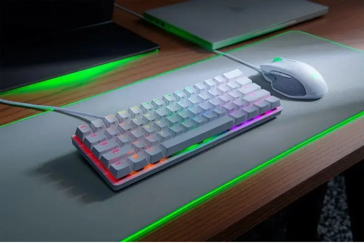 Клавіатура дротова Razer Huntsman Mini Mercury Red Switch RU USB White - фото 3