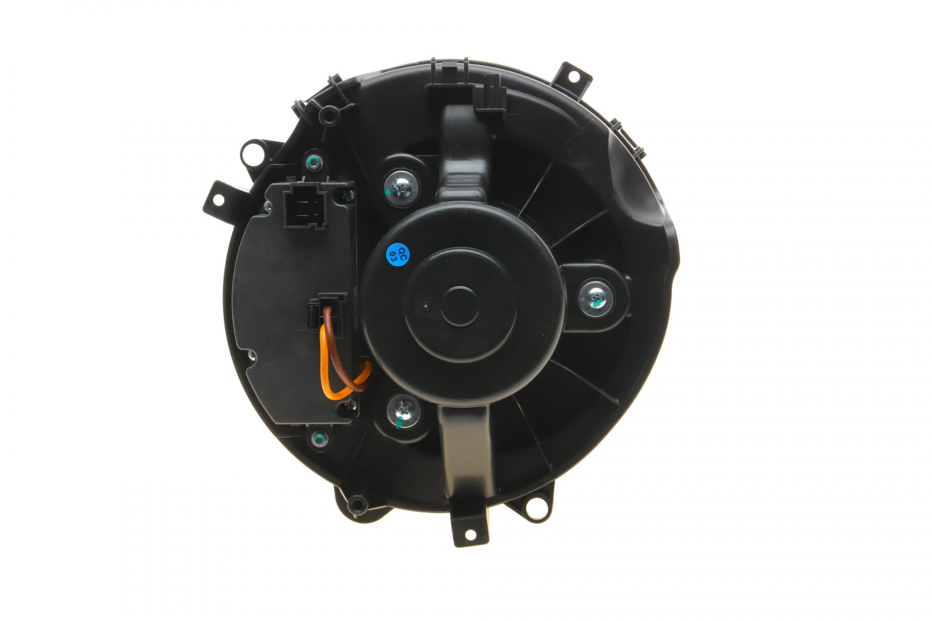 Моторчик печи NRF Audi A3/Q2/Q3/Seat Leon/Skoda Octavia/VW Caddy 12-34366