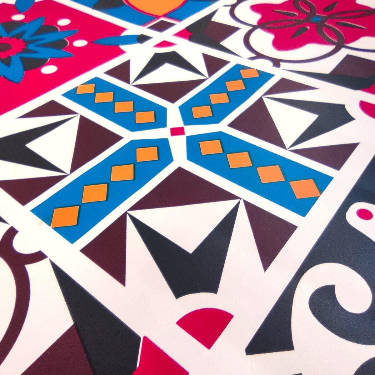 Плівка самоклеюча на паперовій основі вінтажна мозаїка 0,45х10 м х0,07 мм Бордовий SW-00000789 - фото 2 Плівка самоклеюча на паперовій основі вінтажна мозаїка 0,45х10 м х0,07 мм Бордовий SW-00000789 - фото 2