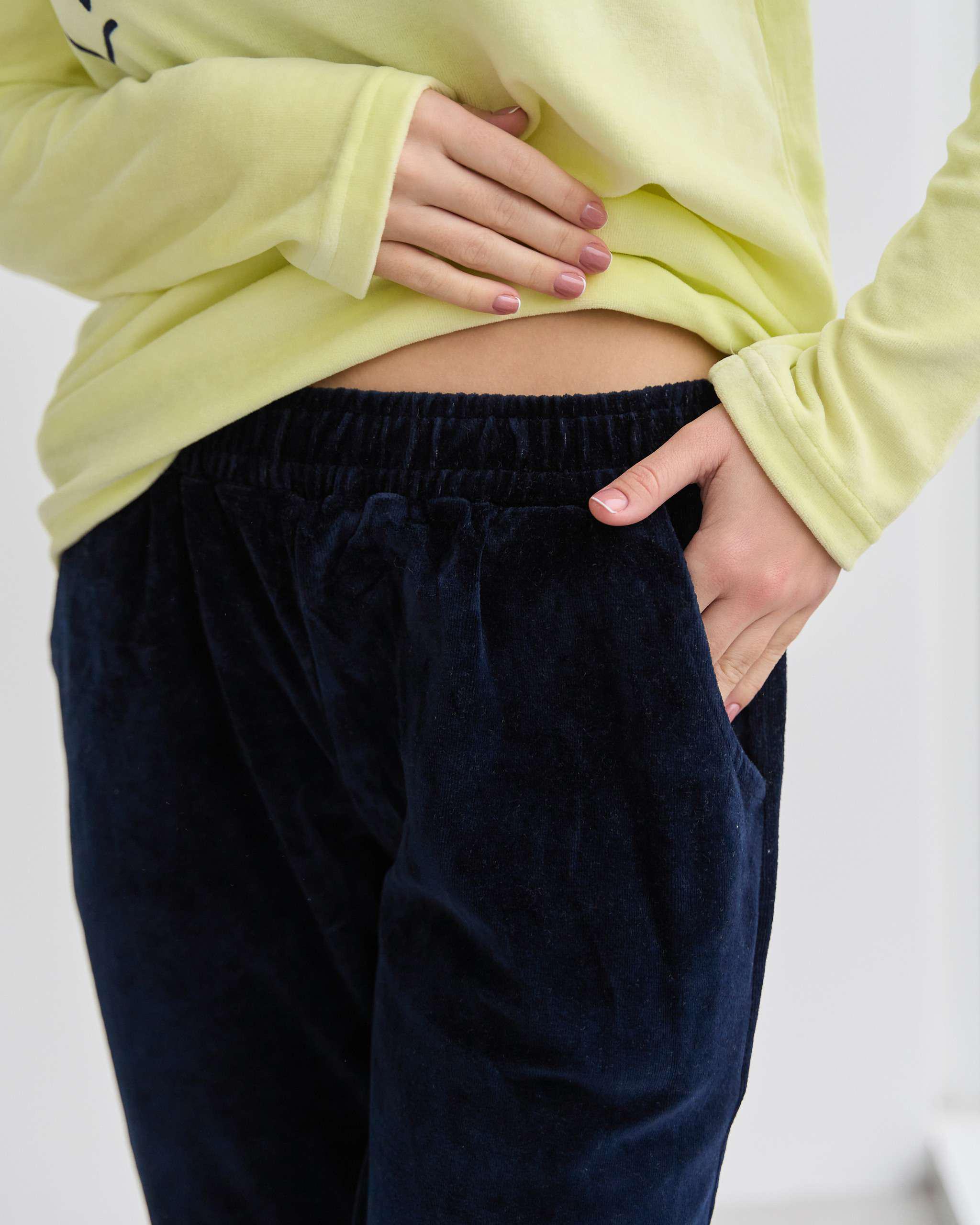 Костюм женский с брюками Chance велюр L Желтый (87117) - фото 4 Костюм женский с брюками Chance велюр L Желтый (87117) - фото 4