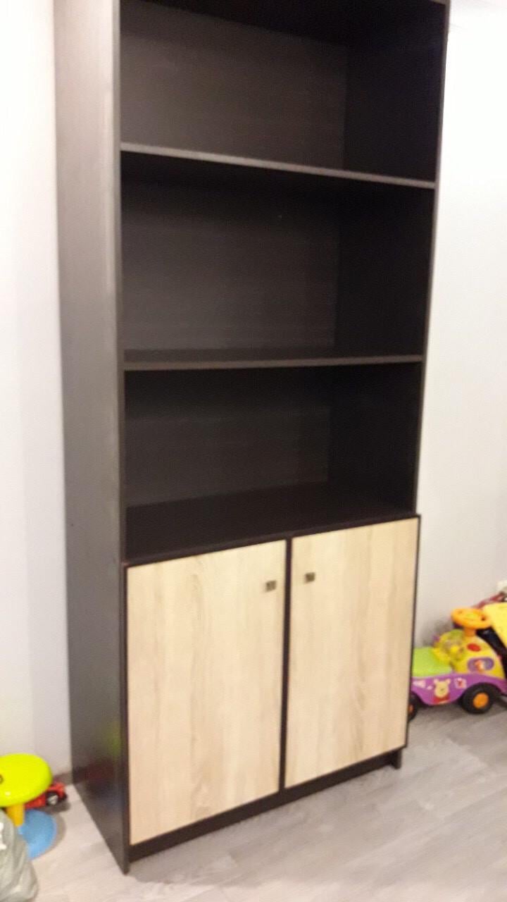 Шкаф книжный Фантазия 2Д Mebel Service 90х44х216 см Венге темный/Дуб самоа - фото 3 Шкаф книжный Фантазия 2Д Mebel Service 90х44х216 см Венге темный/Дуб самоа - фото 3
