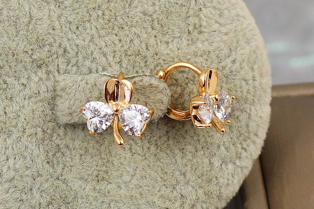 Серьги детские Xuping Jewelry Бутон с белыми фианитами 1,2 см Золотистый