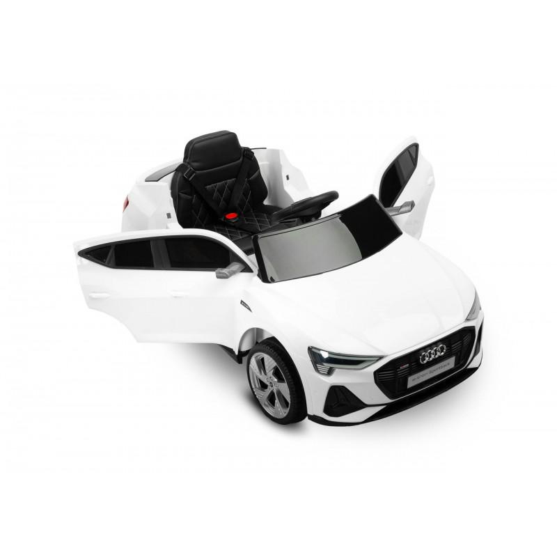 Электромобиль Caretero Audi E-tron Sportback мультимедийная панель и пульт ДУ 45 Вт White (392653) - фото 2