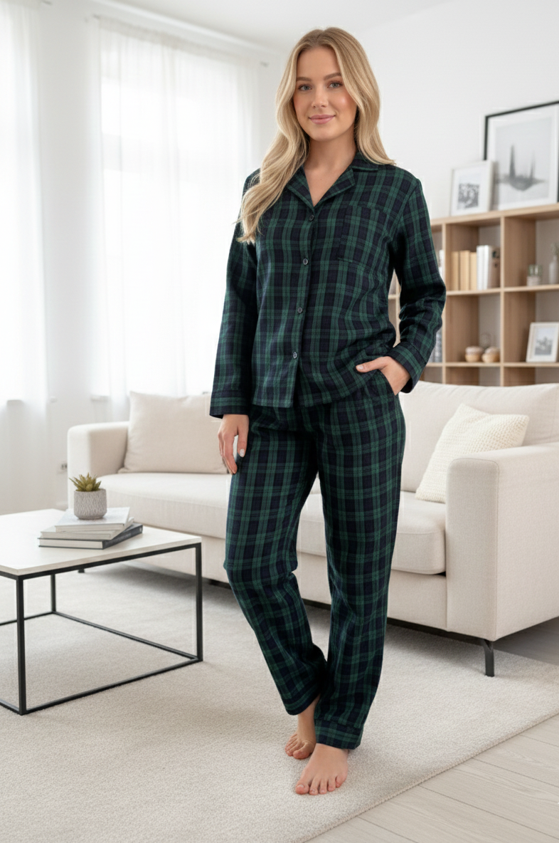 Пижама женская COSY в клетку рубашка/штаны L Зелено-синий (F231P01) Пижама женская COSY в клетку рубашка/штаны L Зелено-синий (F231P01)