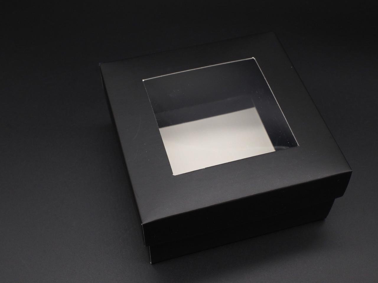 Коробка подарочная сборная с окошком на крышке 13х13х6 см Черный (OA-3) - фото 3 Коробка подарочная сборная с окошком на крышке 13х13х6 см Черный (OA-3) - фото 3