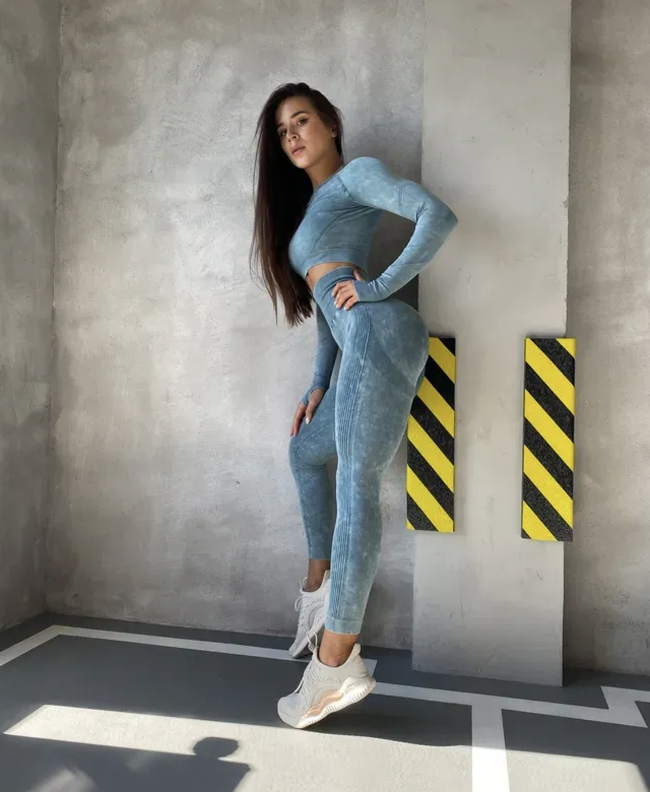 Спортивний костюм для фітнесу жіночий рашгард та лосини з пуш-ап M Блакитний (0443)