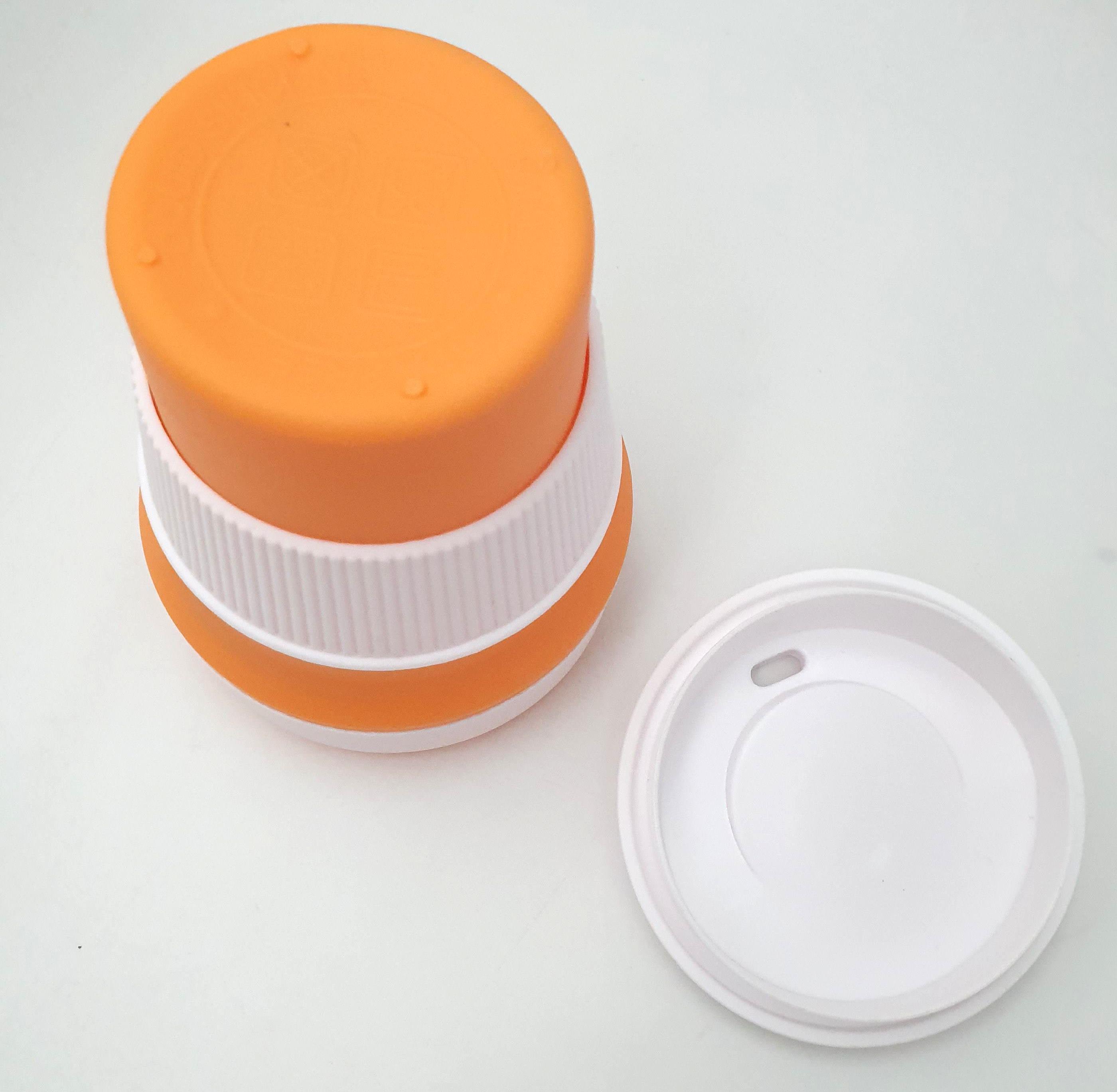 Чашка силиконовая Collapsible складная с герметичной крышкой и поилкой 350 мл Оранжевый - фото 4 Чашка силиконовая Collapsible складная с герметичной крышкой и поилкой 350 мл Оранжевый - фото 4