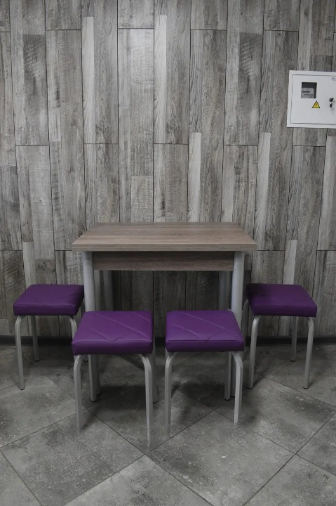 Кухонний комплект Оскар стіл розкладний/табурети 4 шт. Tutti Lux 60х80/80х120х75 см Трюфель/Фіолетовий (28374989)