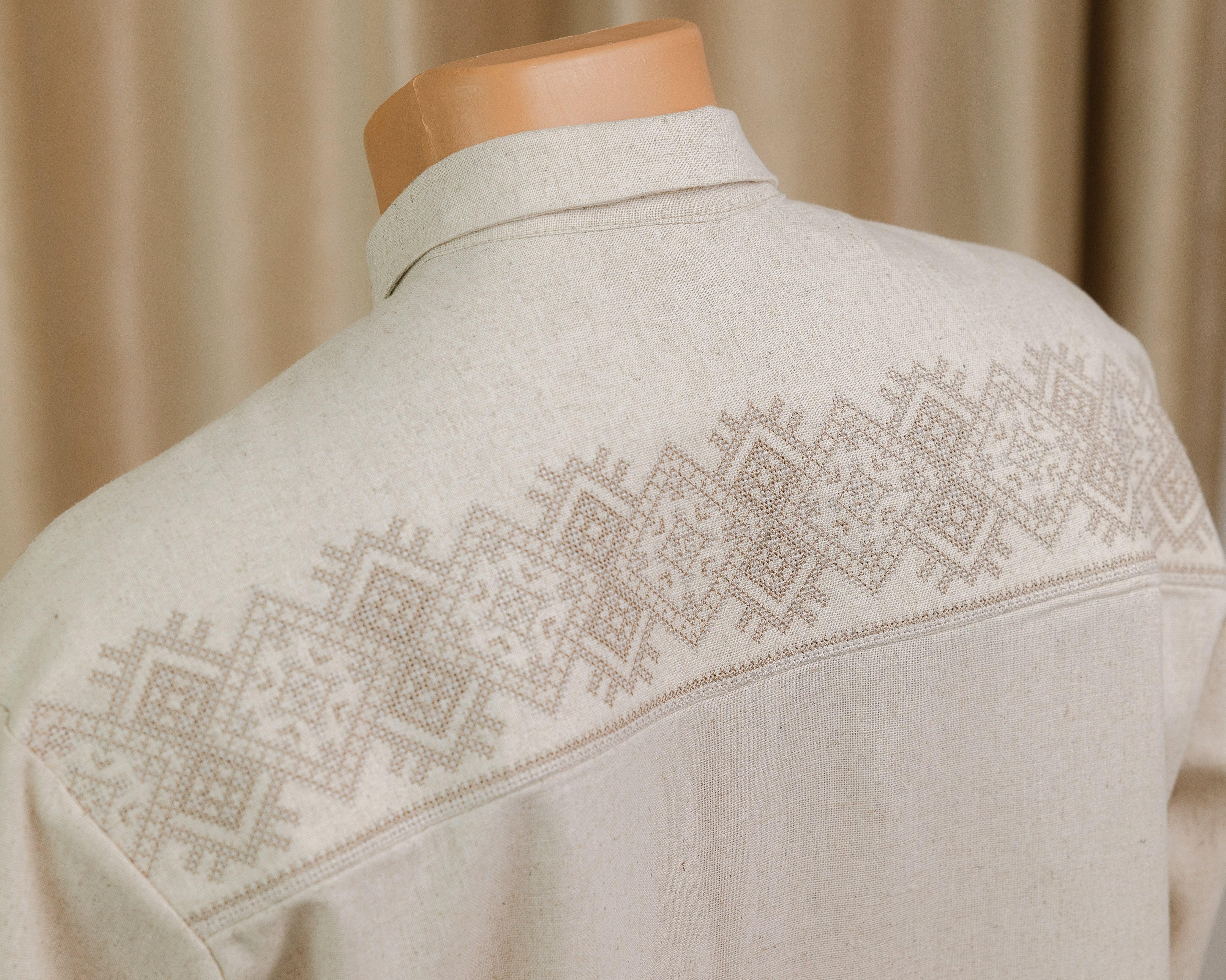 Рубашка мужская Меридиан с вышивкой 2XL (0002228-XXL) - фото 10 Рубашка мужская Меридиан с вышивкой 2XL (0002228-XXL) - фото 10