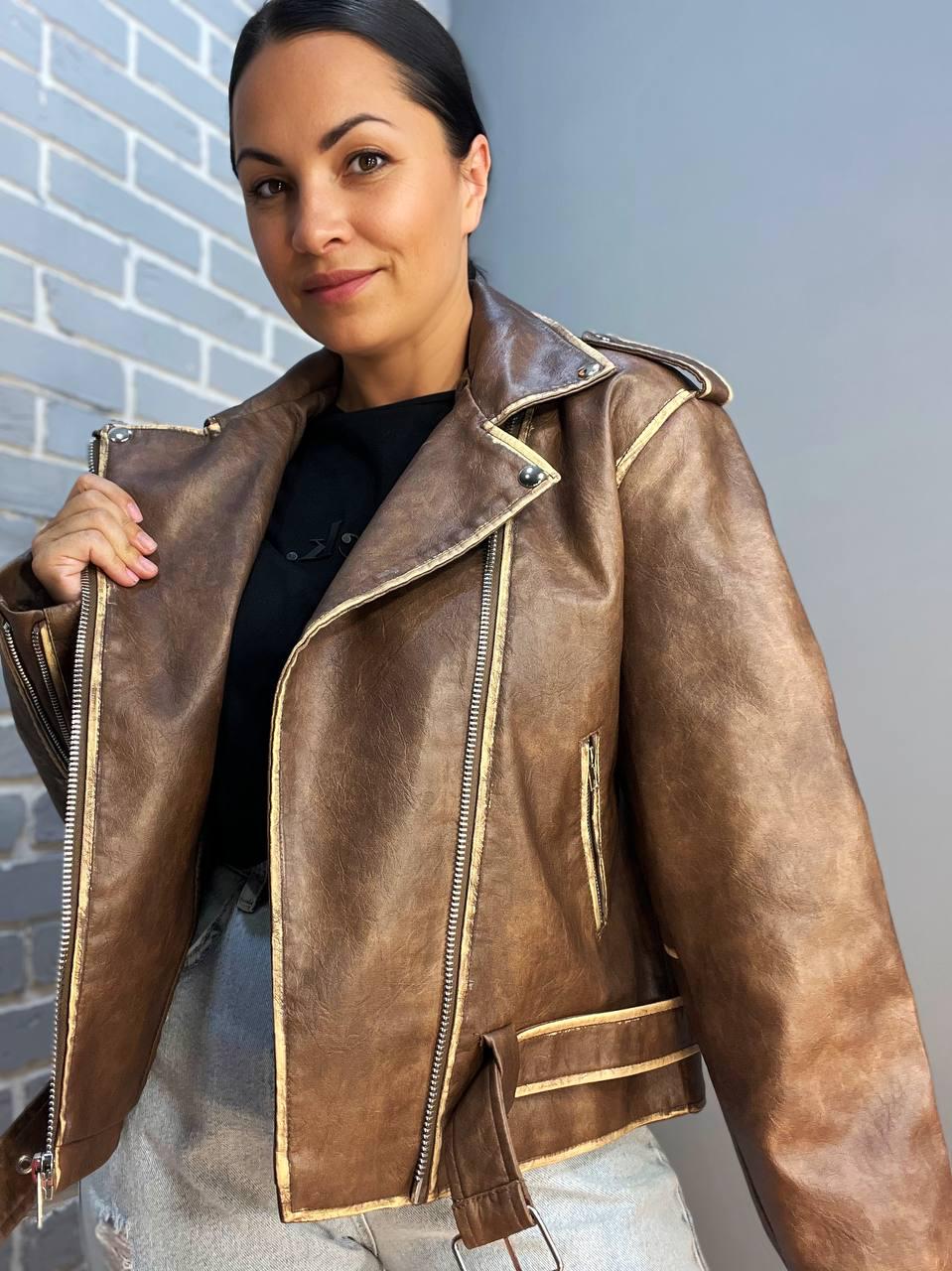 Куртка женская Aftf Basic 2456 косуха молнии пояс вареные швы экокожа S Коричневый (2493) - фото 8 Куртка женская Aftf Basic 2456 косуха молнии пояс вареные швы экокожа S Коричневый (2493) - фото 8