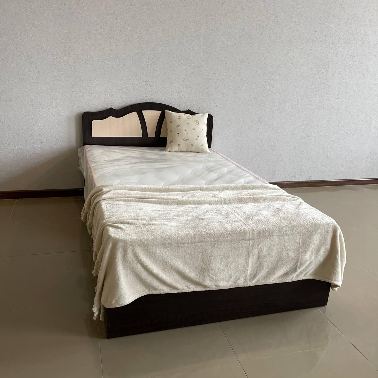 Кровать полуторная ДСП Aura 124х204х90 см (000050579)