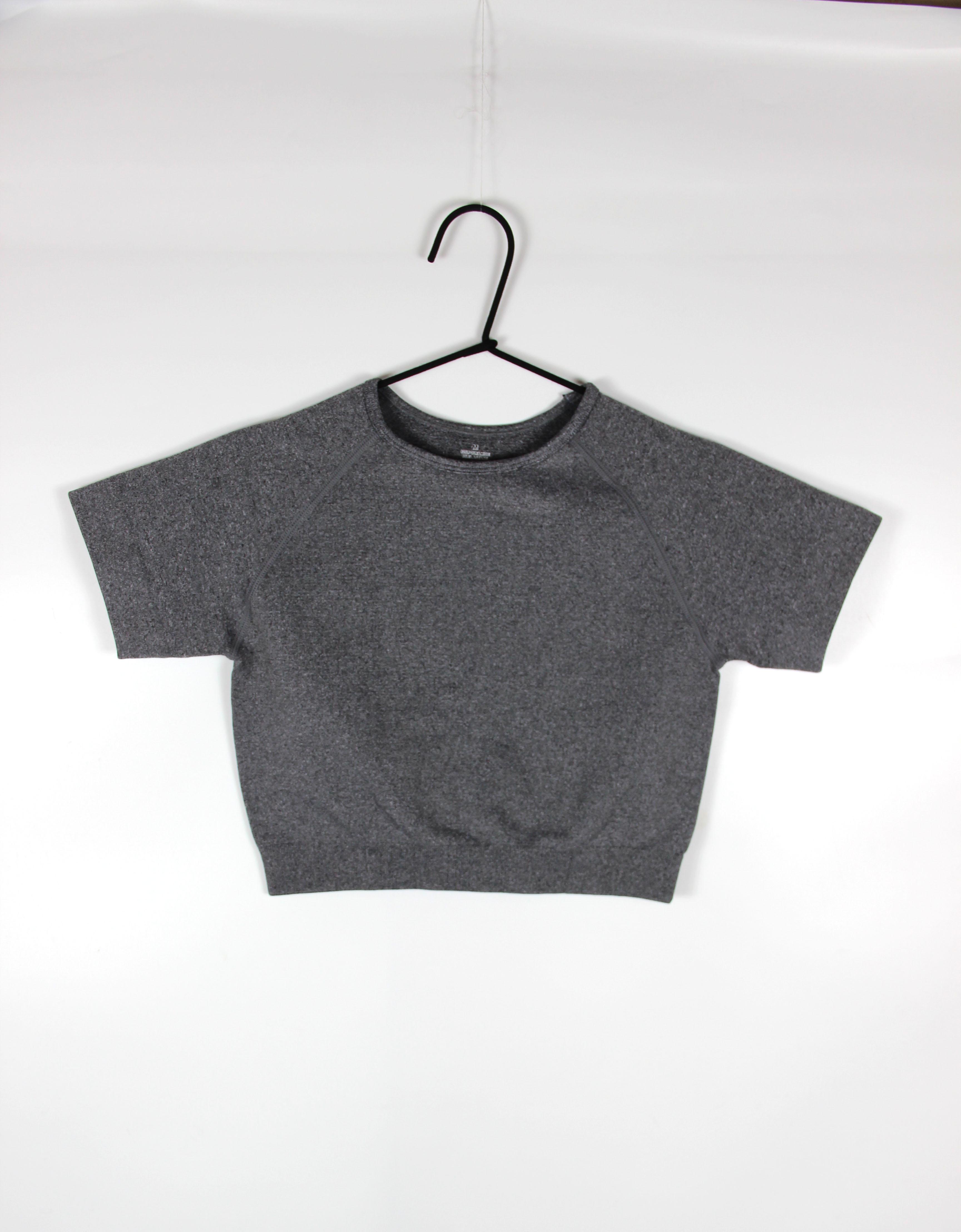 Топ спортивный Pretty Little Thing CNE9239 р. 38 Серый