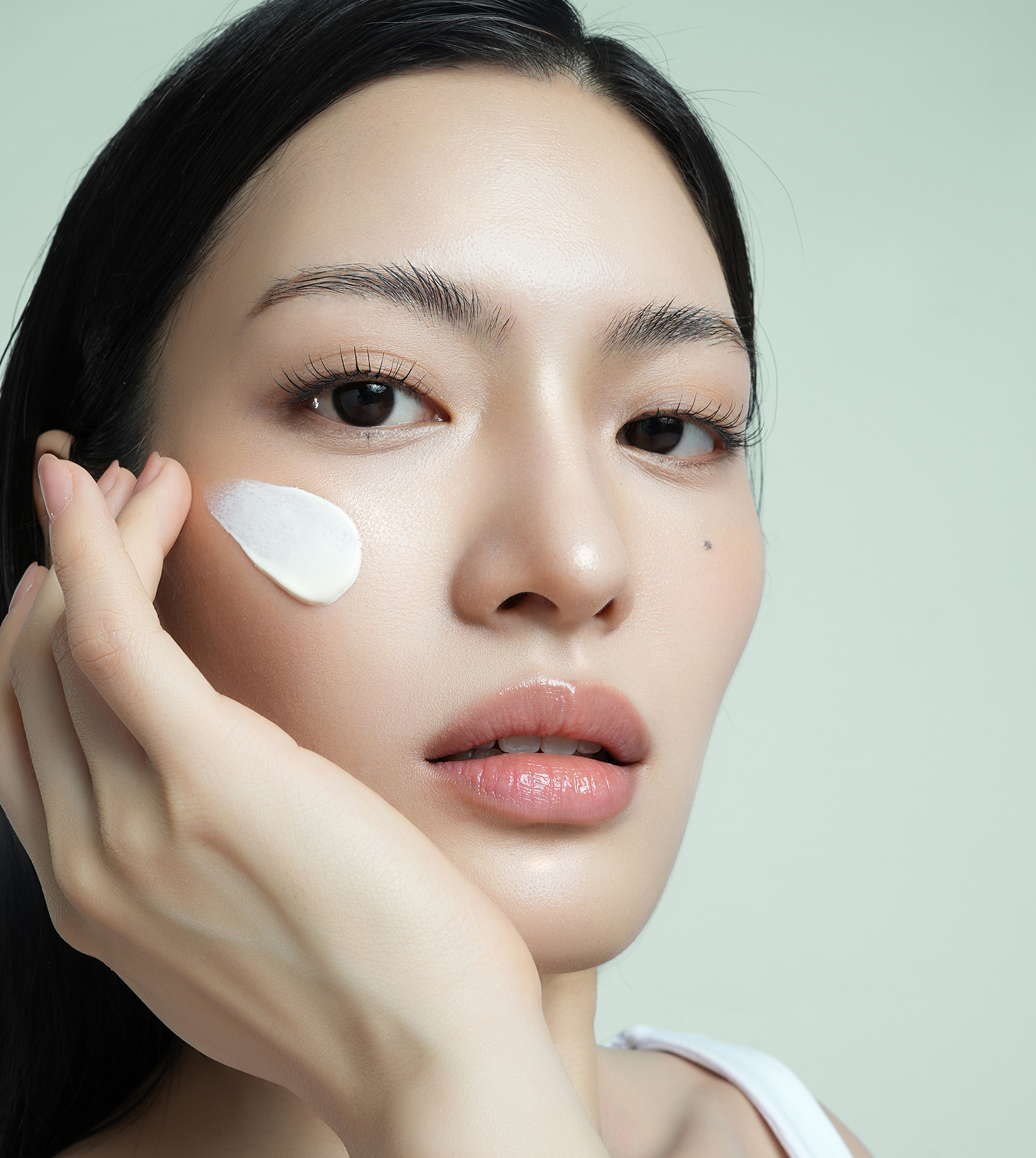 Крем солнцезащитный d'Alba Waterfull Mild Sunscreen SPF 50+PA+++ 50 мл - фото 4