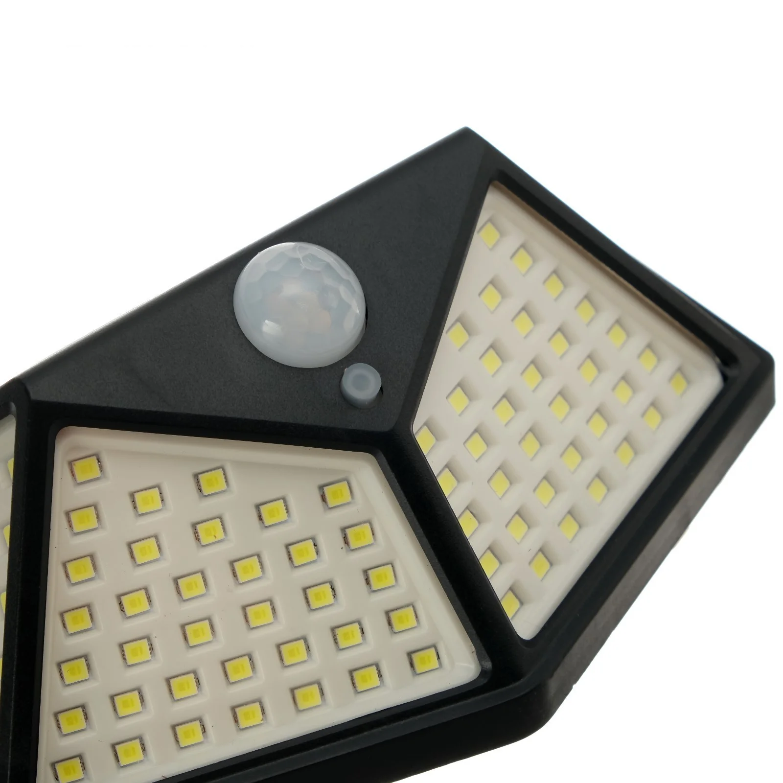 Фонарь-прожектор уличный на солнечной батарее на 100 LED (29433649) - фото 5 Фонарь-прожектор уличный на солнечной батарее на 100 LED (29433649) - фото 5