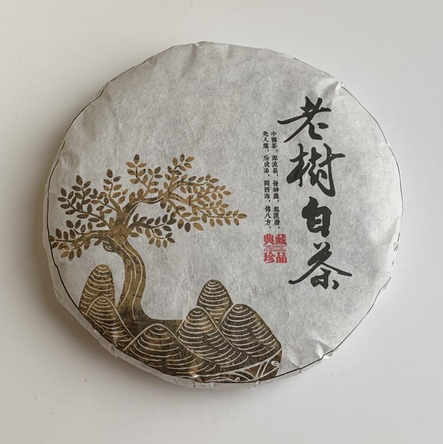 Чай белый Большое старое дерево 2019 год блин 100 г