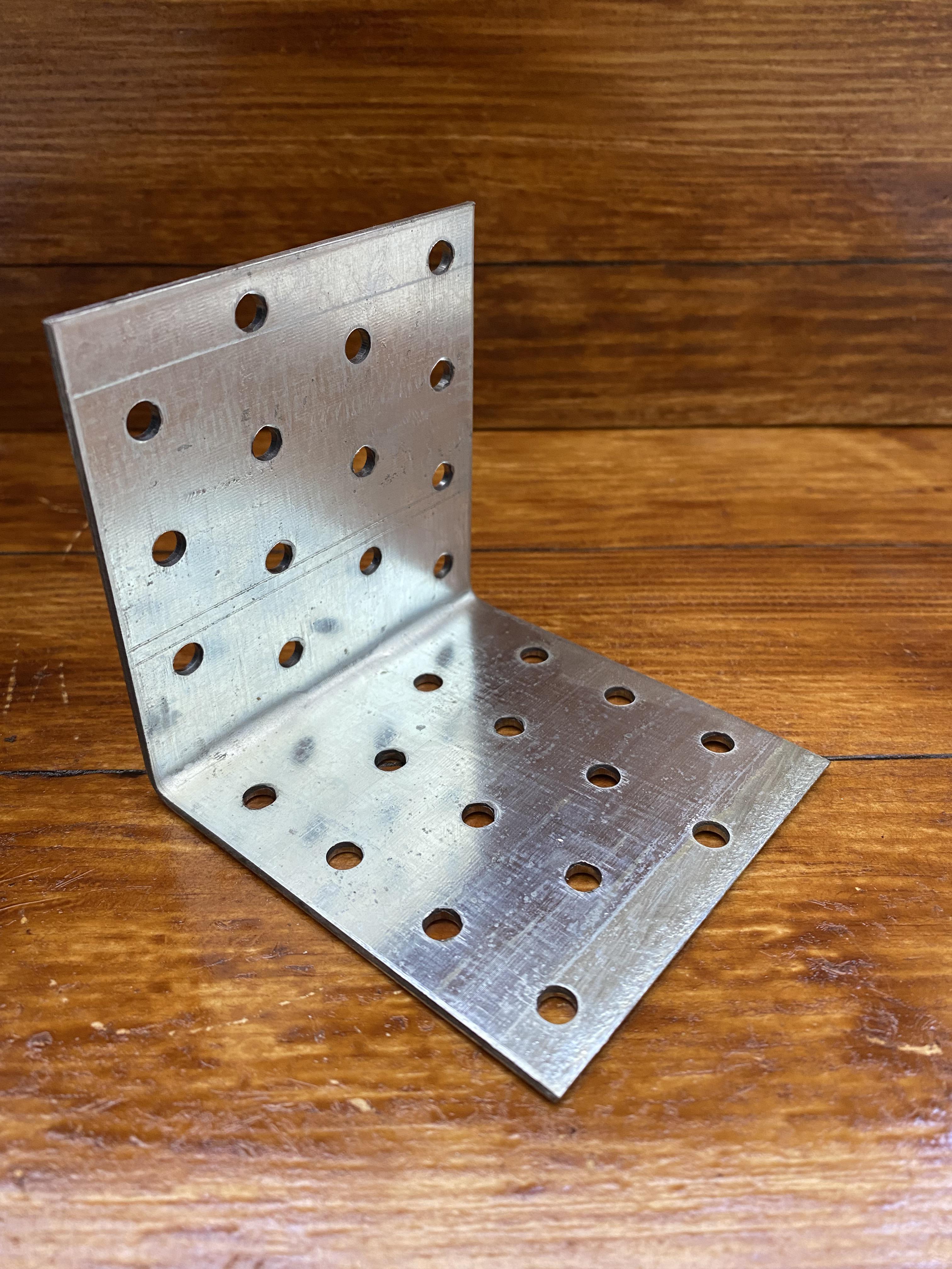 Кутник панельний 80х80х80х2 мм (МВ83)