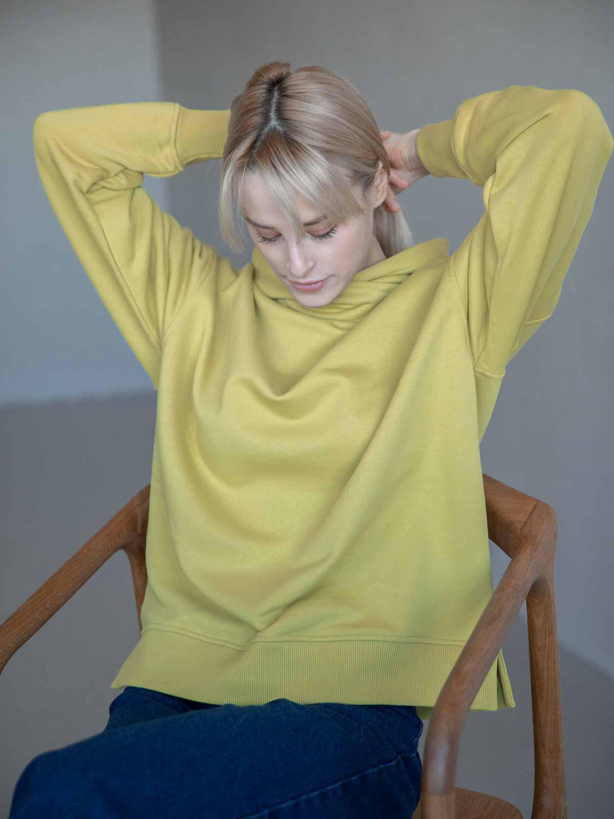 Худі жіноче з вишивкою FROMUS XL/XXL Фісташковий (2576-14) - фото 3