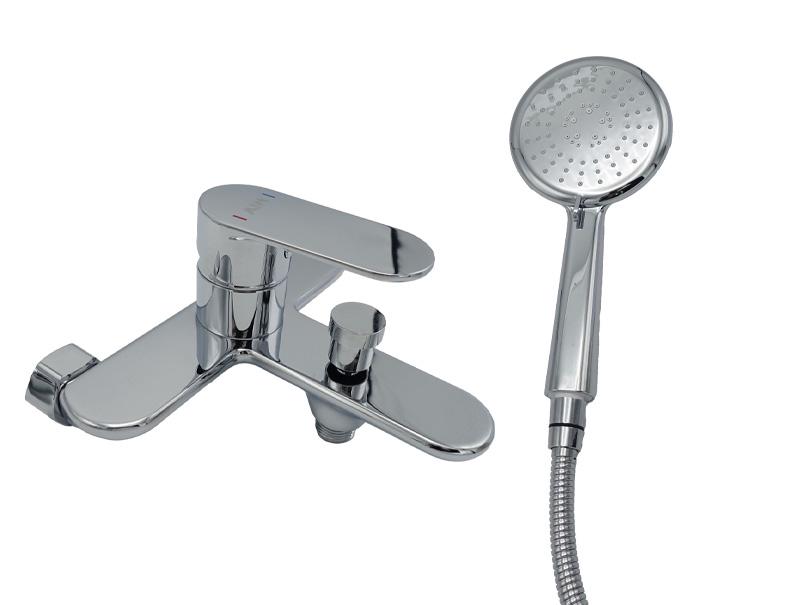 Смеситель для ванны AiM DG01230 Chrome