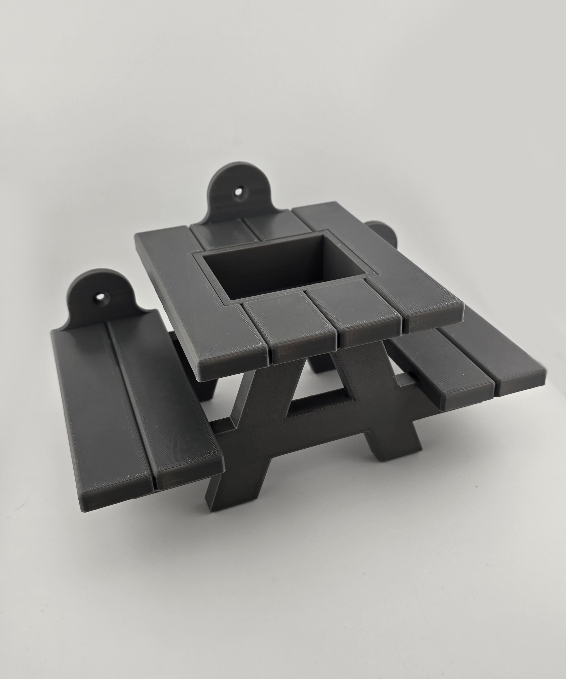 Годівничка для білок і бурундуків (0488)