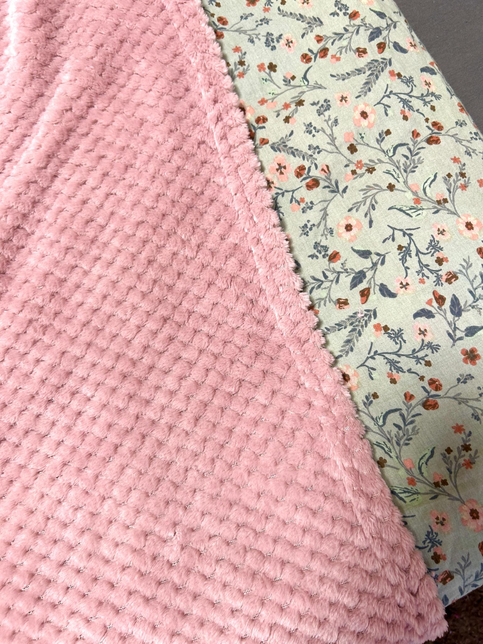 Плед бамбуковый Однотонное наслаждение 145х210 см Розовый (B-7120/4) - фото 3 Плед бамбуковый Однотонное наслаждение 145х210 см Розовый (B-7120/4) - фото 3