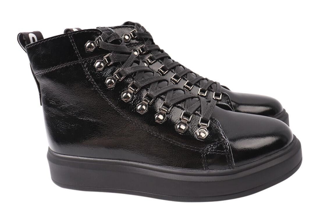 Черевики жіночі Carlo Pachini з лакової шкіри на низькому ходу на шнурівці р. 32 р. 36 Чорний (70-21DHC) Черевики жіночі Carlo Pachini з лакової шкіри на низькому ходу на шнурівці р. 32 р. 36 Чорний (70-21DHC)