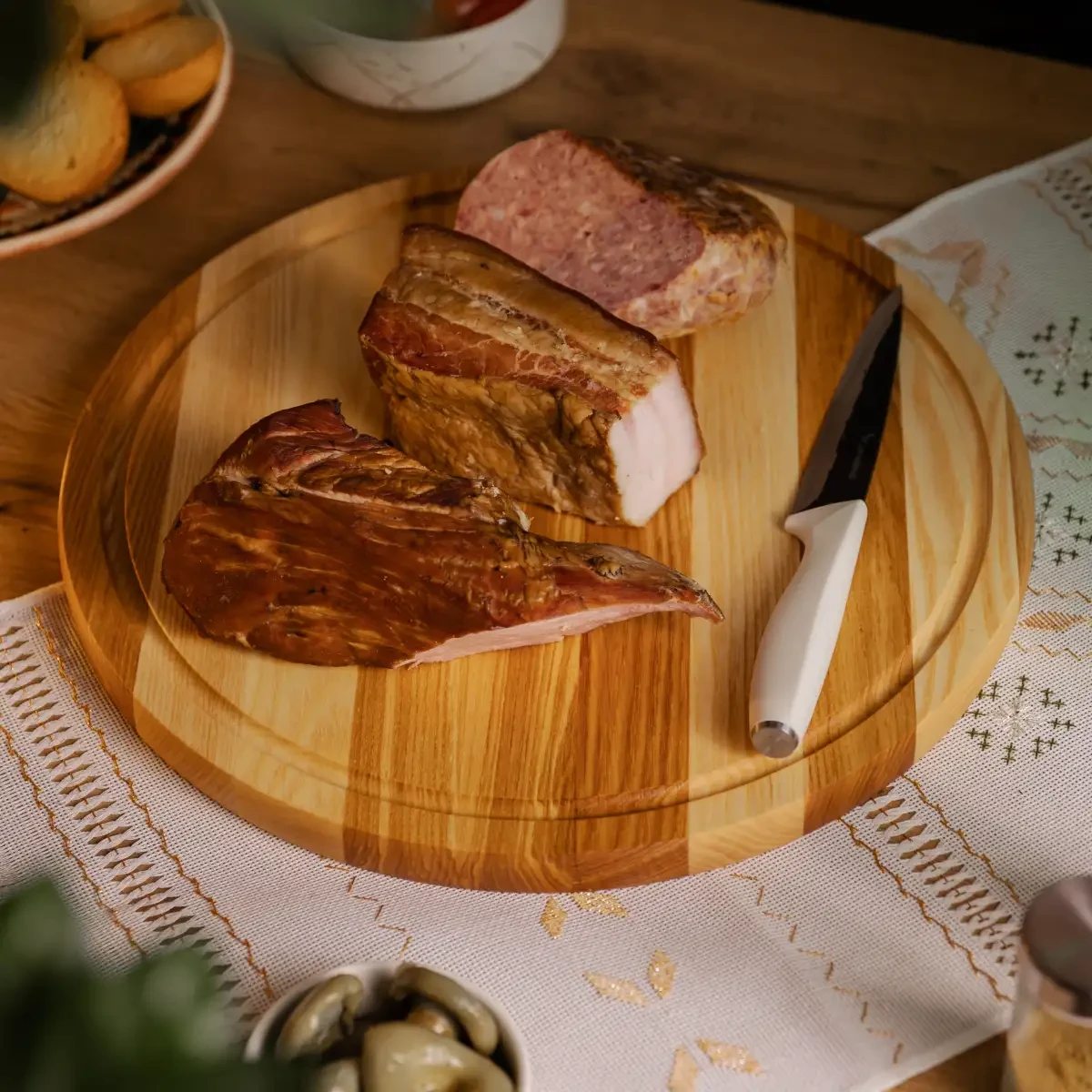 Доска разделочная деревянная круглая для подачи нарезки ясень 25 см - фото 4 Доска разделочная деревянная круглая для подачи нарезки ясень 25 см - фото 4