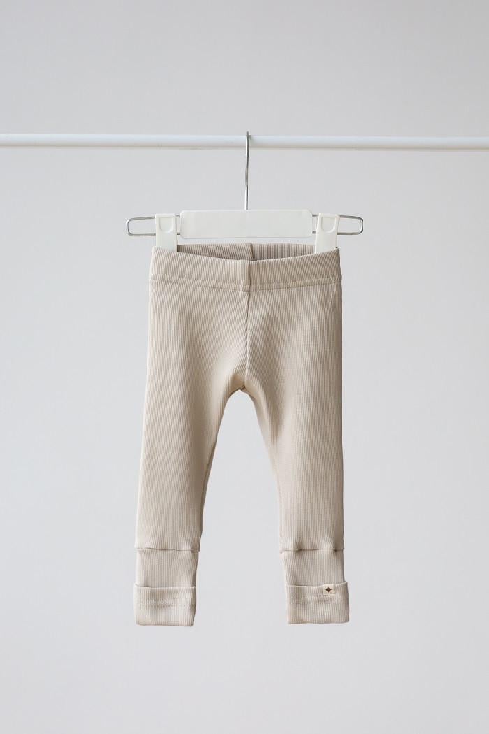 Штани-повзуни дитячі Mag Baby Berry 68 см 3-6 міс. Слонова кістка (2335797713) Штани-повзуни дитячі Mag Baby Berry 68 см 3-6 міс. Слонова кістка (2335797713)