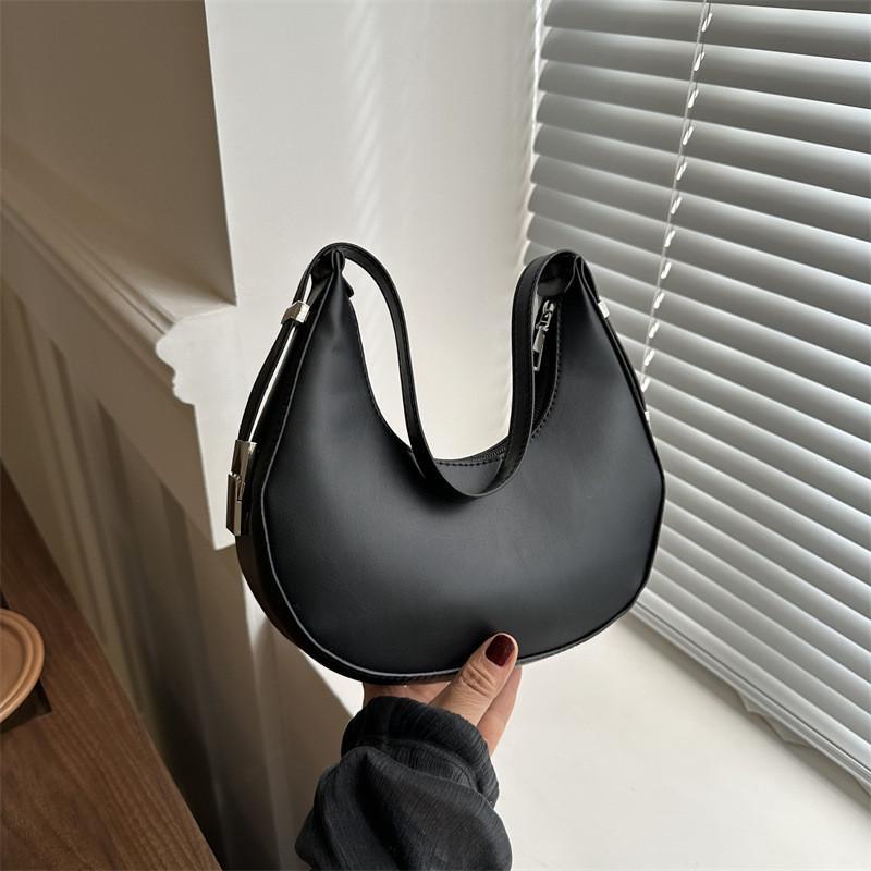 Жіноча сумка 8170 багет Чорний (29472044)