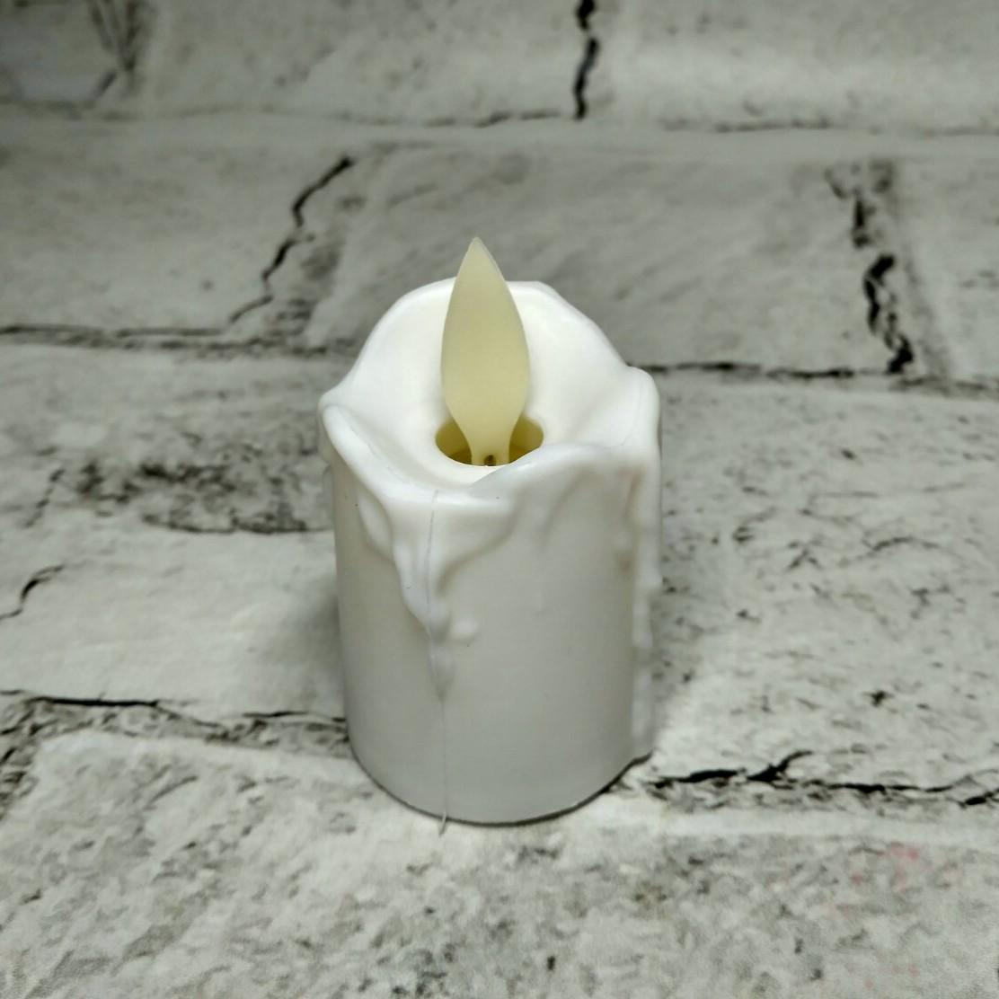 Свеча LED электронная с эффектом пламени 5х3,7 см Белый (6032-015)